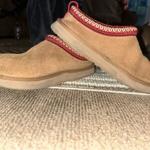 Kids Taz UGGS Slip-On Shoes with Red Trim